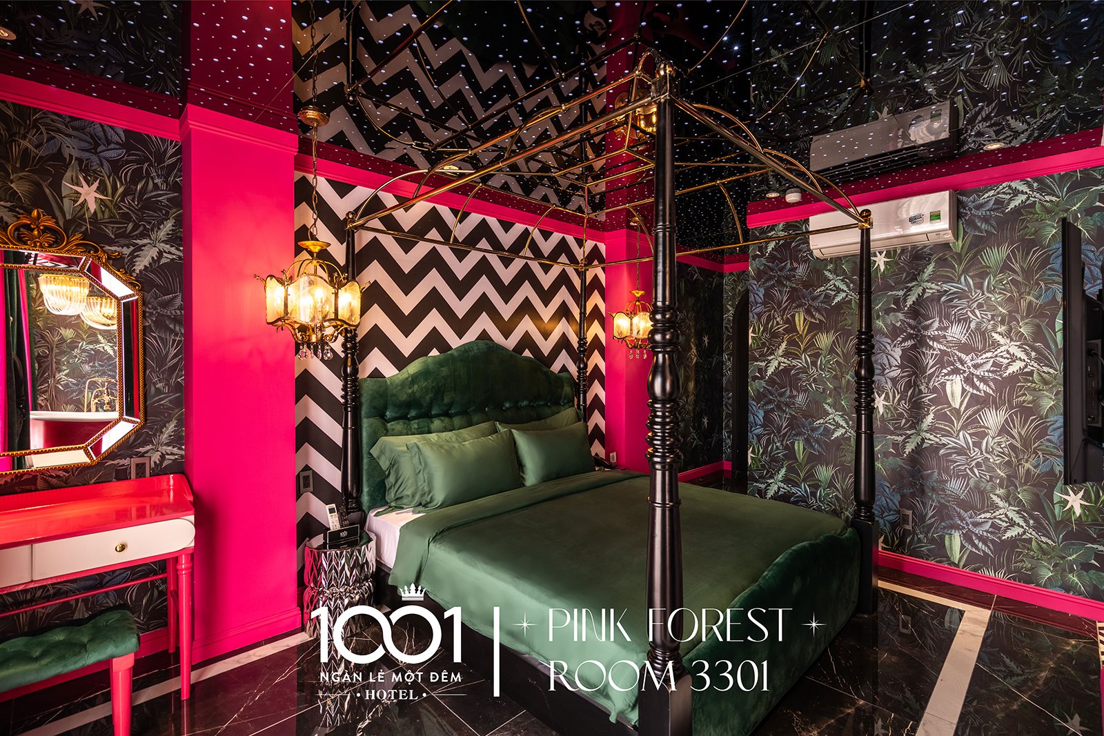 Room Myth - 3301