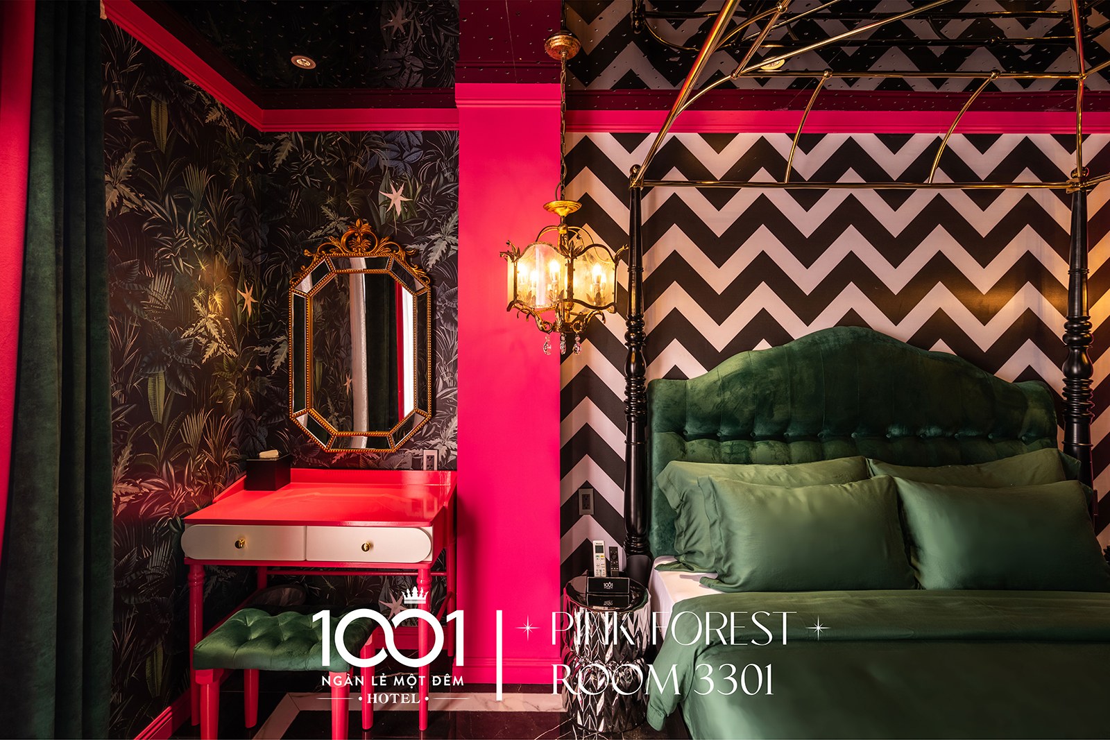 Room Myth - 3301